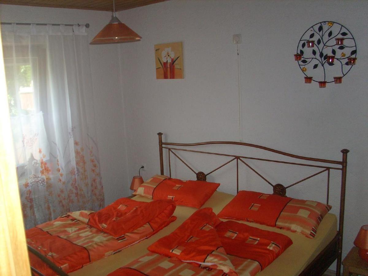 Haus Monika Apartment วัลด์มึนเคน ภายนอก รูปภาพ