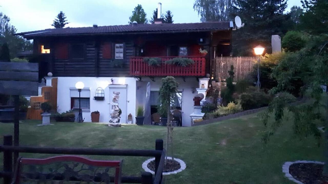 Haus Monika Apartment วัลด์มึนเคน ภายนอก รูปภาพ